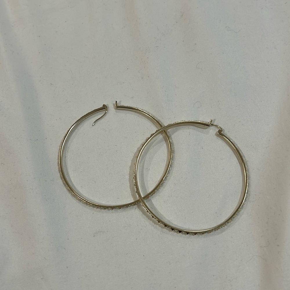 Kendra Scott hoop earrings